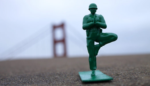 Fate yoga, non la guerra! Fate yoga, non la guerra!